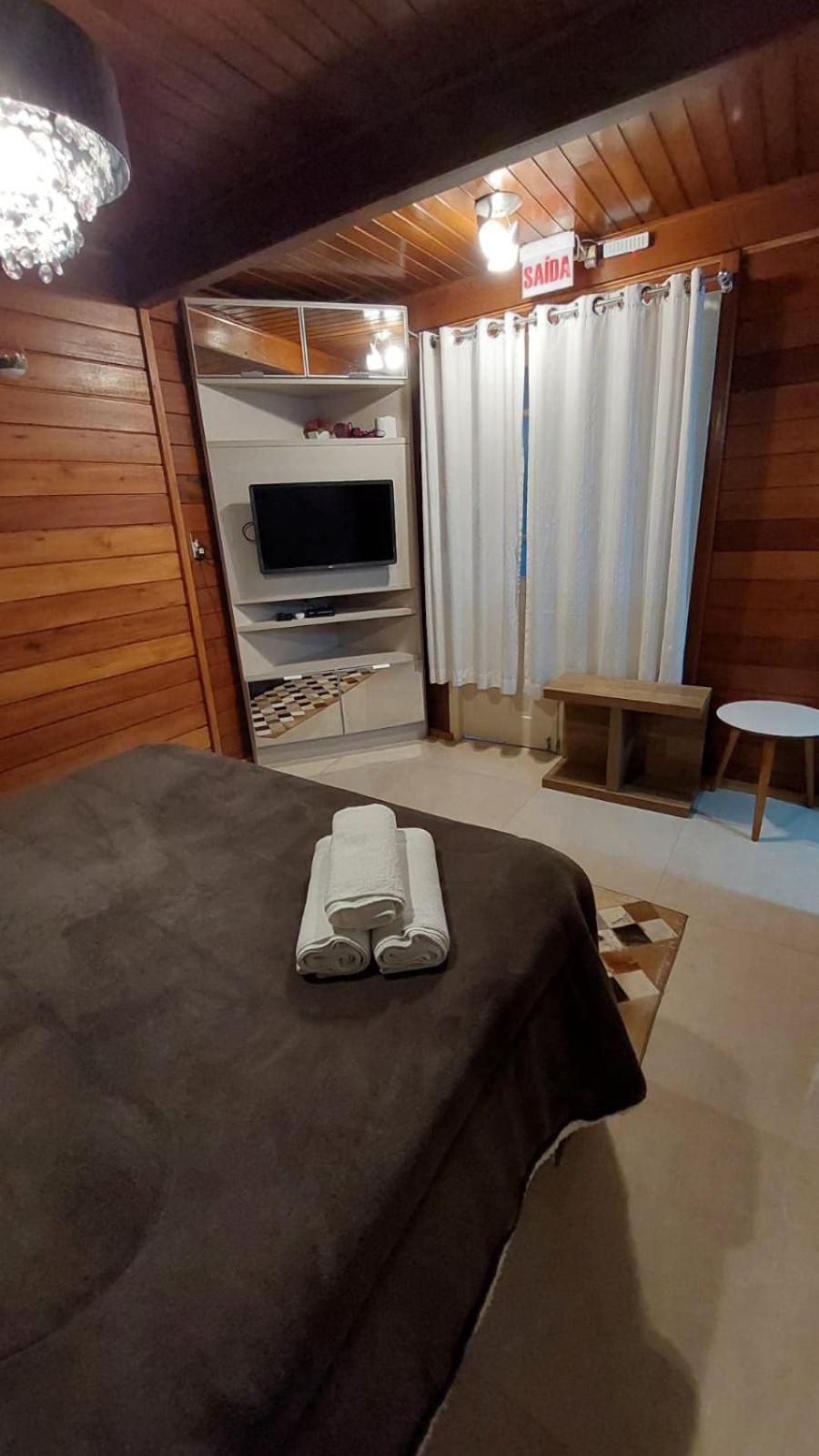 Pousada Requinte Serrano 乌鲁比西 外观 照片